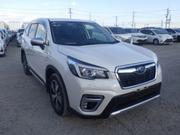 Subaru Forester Premium AWD 2019 White for sale