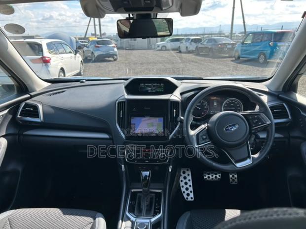 Subaru Forester Premium AWD 2019 Blue