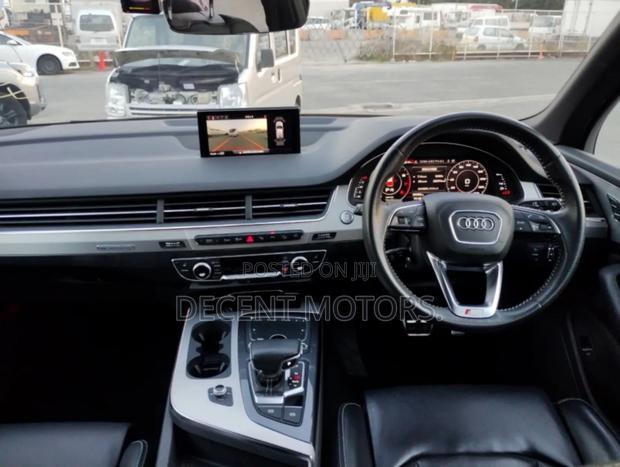 Audi Q7 3.0T Premium AWD quattro 2018 Black