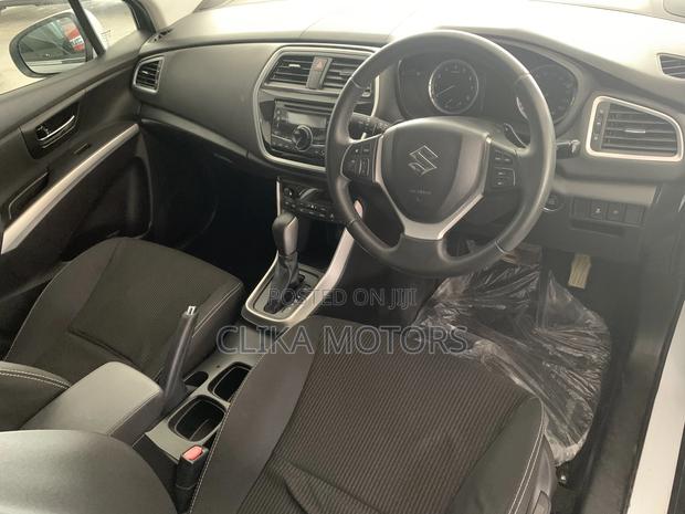 Suzuki Sx4 1.6 SUV Petrol FWD 2017 Off white