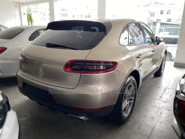 Porsche Macan 2018 Brown