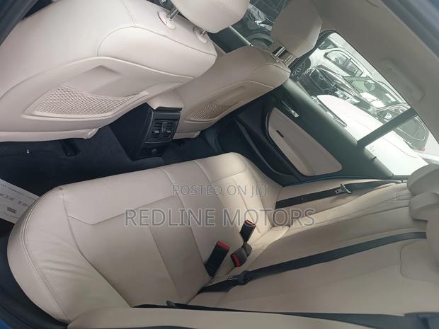 BMW 118i 2018 Blue