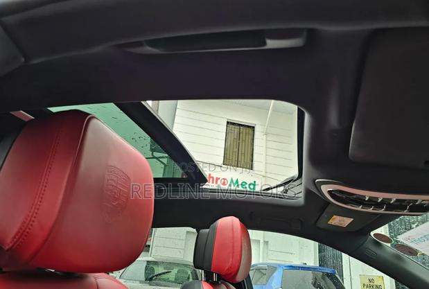 Porsche Macan 2018 Gray