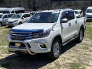 Toyota Hilux 2018 White for sale