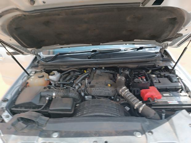 Ford Everest 2020 Silver
