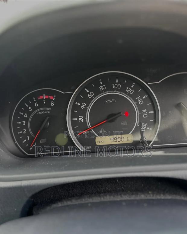 Toyota Noah 2.0 AWD (7 Seater) 2018 Silver