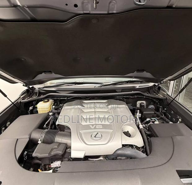 Lexus LX 570 (5 seats) AWD 2018 Gray