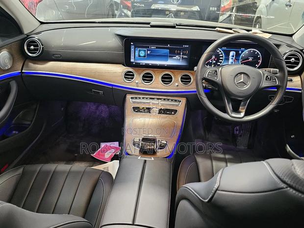 Mercedes-Benz E400 2018 Gray