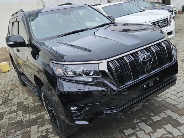 Toyota Land Cruiser Prado 2020 Black