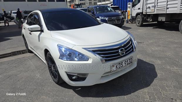 Nissan Teana 2017 White