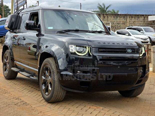 Land Rover Defender 2022 Black
