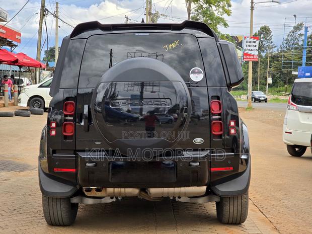 Land Rover Defender 2022 Black