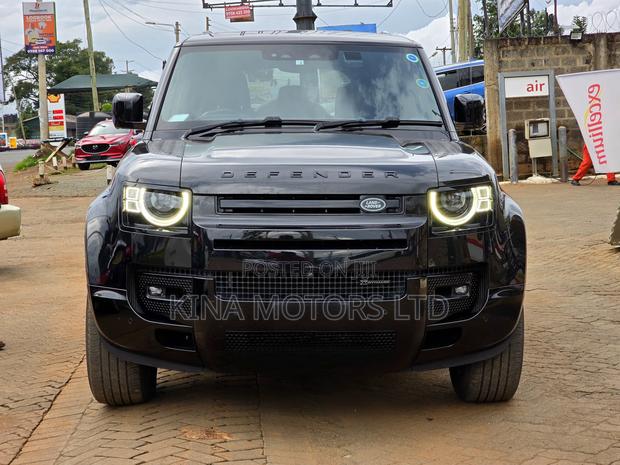 Land Rover Defender 2022 Black