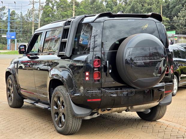 Land Rover Defender 2022 Black
