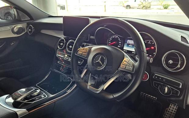 Mercedes-Benz C180 2018 Blue