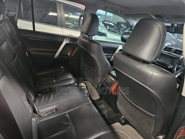 Toyota Land Cruiser Prado 2016 Silver