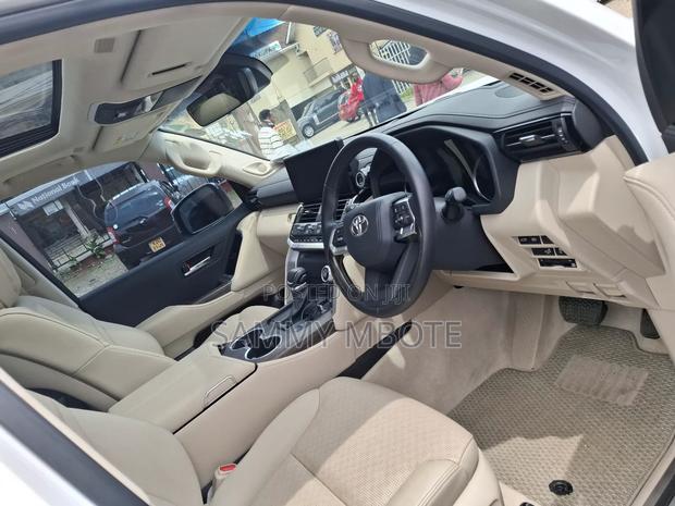 Toyota Land Cruiser Prado 2023 White