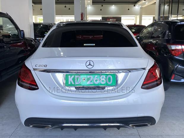 Mercedes-Benz C200 2018 White