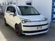 Toyota Spade 2018 White for sale