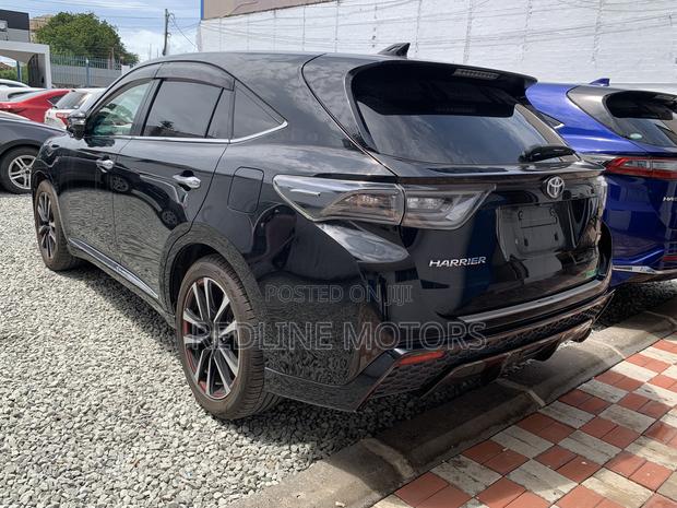 Toyota Harrier 2018 Matt Black