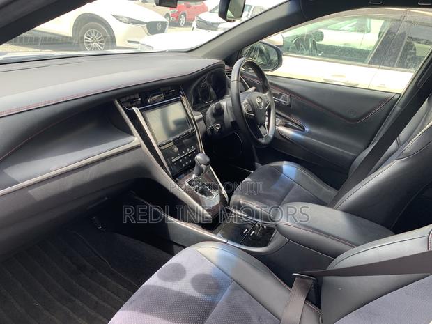 Toyota Harrier 2.0 4WD 2018 Blue