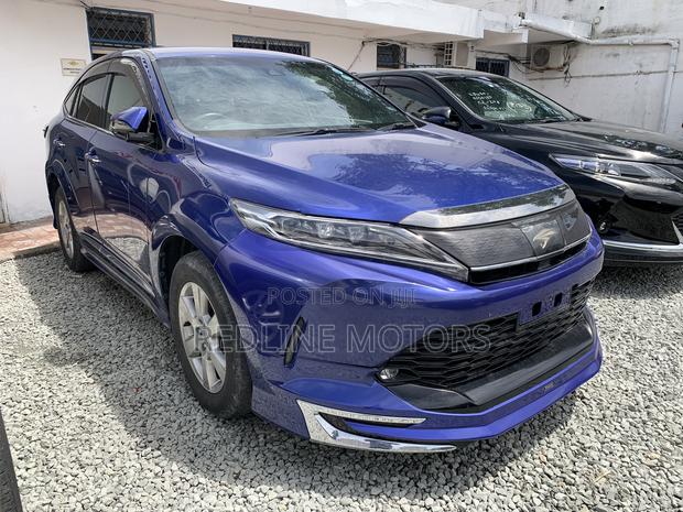 Toyota Harrier 2.0 4WD 2018 Blue