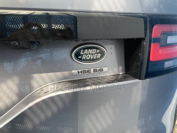 Land Rover Discovery HSE 4x4 2020 Gray