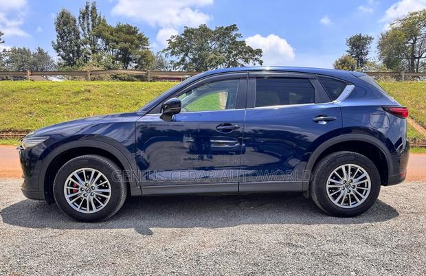 Mazda CX-5 2018 Blue
