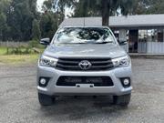 Toyota Hilux SR 2017 Silver for sale