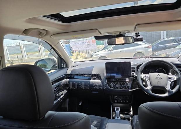 Mitsubishi Outlander PHEV 2018 Black