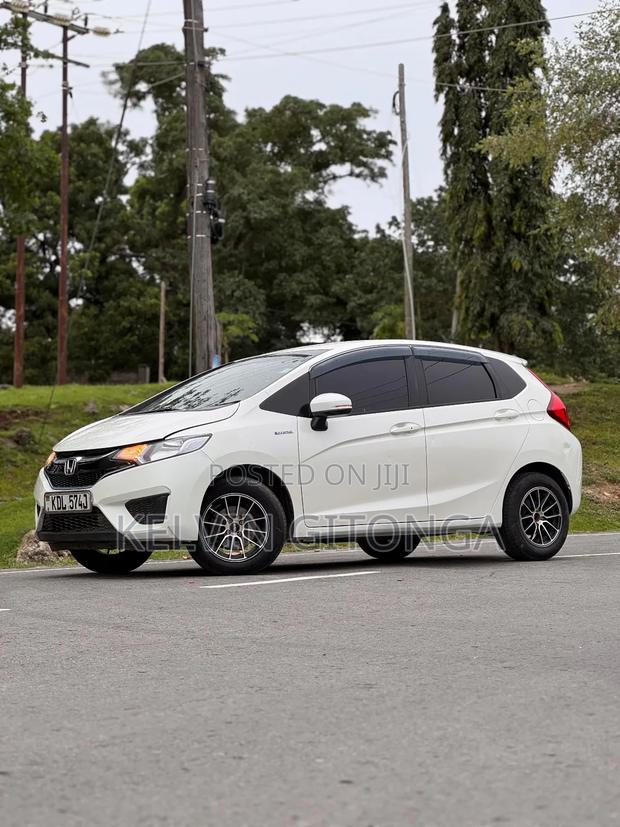 Honda Fit 2016 White