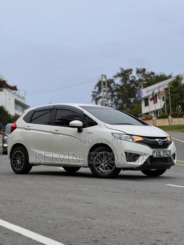 Honda Fit 2016 White
