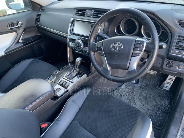 Toyota Mark X 2.5 AWD 2018 Pearl