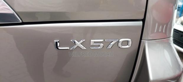 Lexus LX 570 (5 seats) AWD 2017 Gray