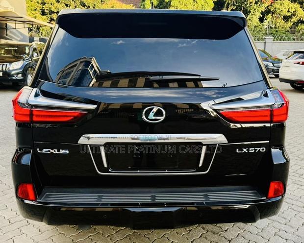 Lexus LX 570 AWD 2019 Black