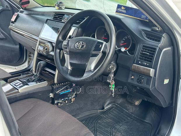 Toyota Mark X 2016 Silver