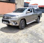 Toyota Hilux 2015 Gray for sale