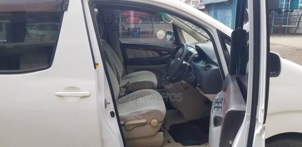 Toyota Alphard 2004 White