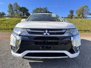 Mitsubishi Outlander 2017 White for sale