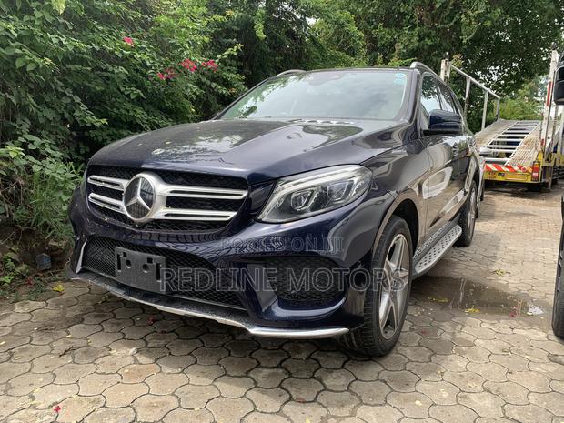 Mercedes-Benz GLE-Class GLE 350d 4MATIC 2018 Blue