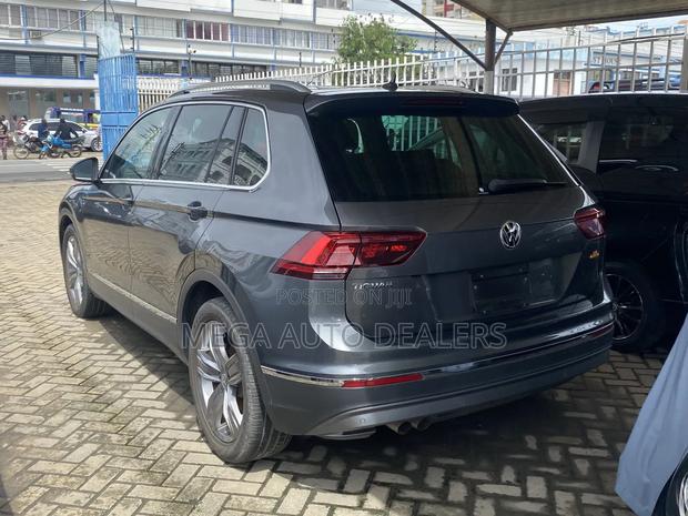 Volkswagen Tiguan 2018 Brown
