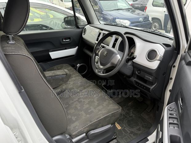 Suzuki Hustler 2019 White