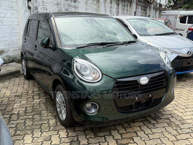 Toyota Passo 1.0 FWD 2019 Green