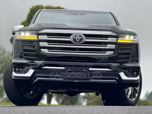 Toyota Land Cruiser 3.3 Diesel 4WD 2022 Black