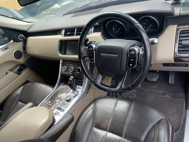 Land Rover Range Rover Sport HSE 4dr SUV 4WD (3.0L 6cyl S/C 8A) 2015