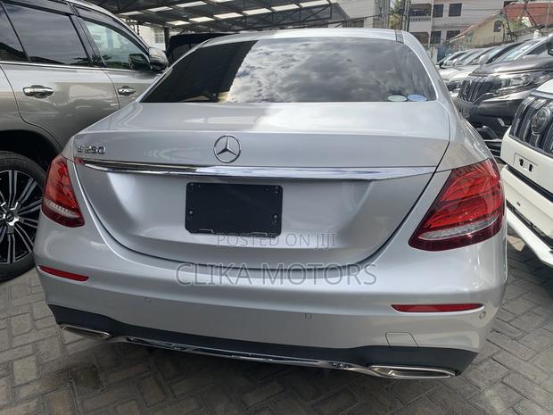 Mercedes-Benz E250 2017 Silver