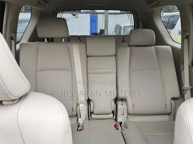 Toyota Land Cruiser Prado 2.7 2018 Matt Black