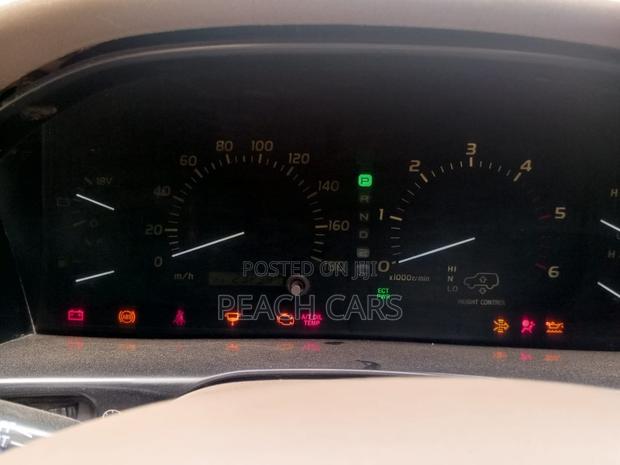 Toyota Land Cruiser 1998 White