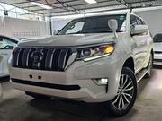 Toyota Land Cruiser Prado 2.8 2018 Ivory for sale