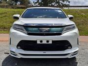 Toyota Harrier 2017 White for sale